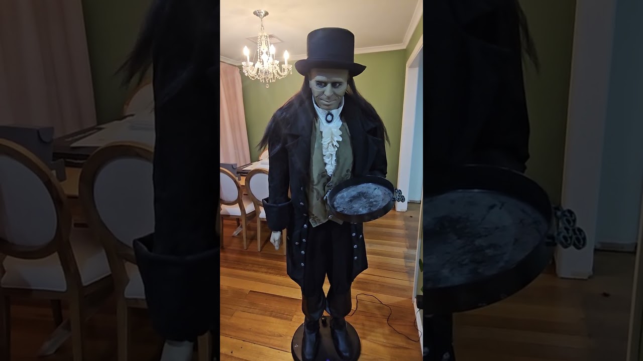 Life Size Gemmy (6FT) Animated Edwardian Butler (Talking Model)