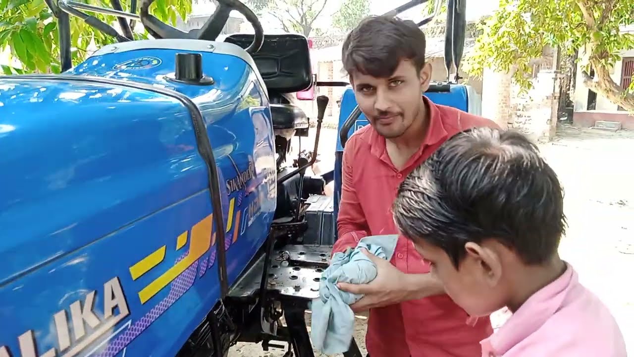 सोनालिका ट्रैक्टर की डीजल टंकी कैसे साफ करें।। क्या आपका ट्रैक्टर भी चलते चलते बंद हो जाता है।।