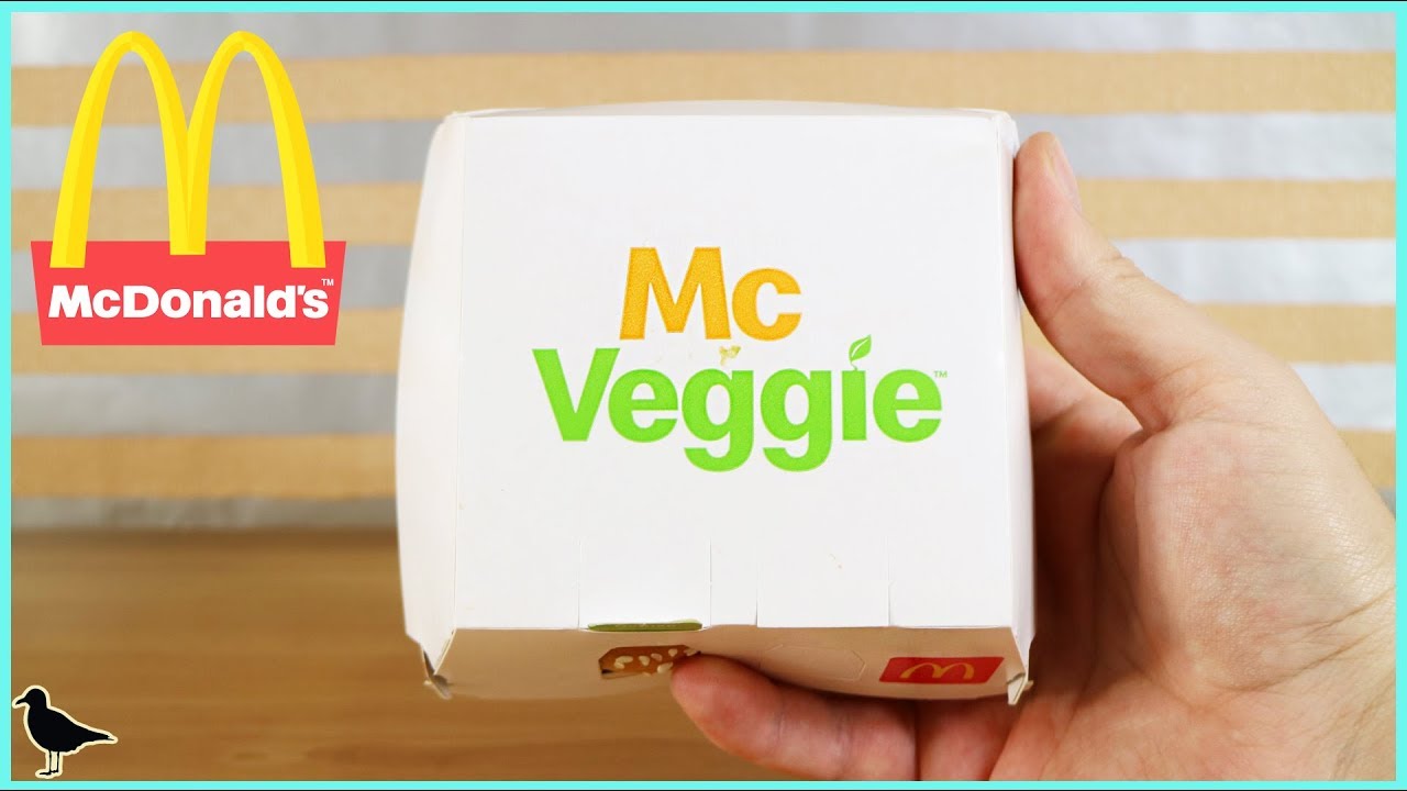 Australian McDonald's McVeggie Deluxe Burger Food Tasting Review! | Birdew Reviews