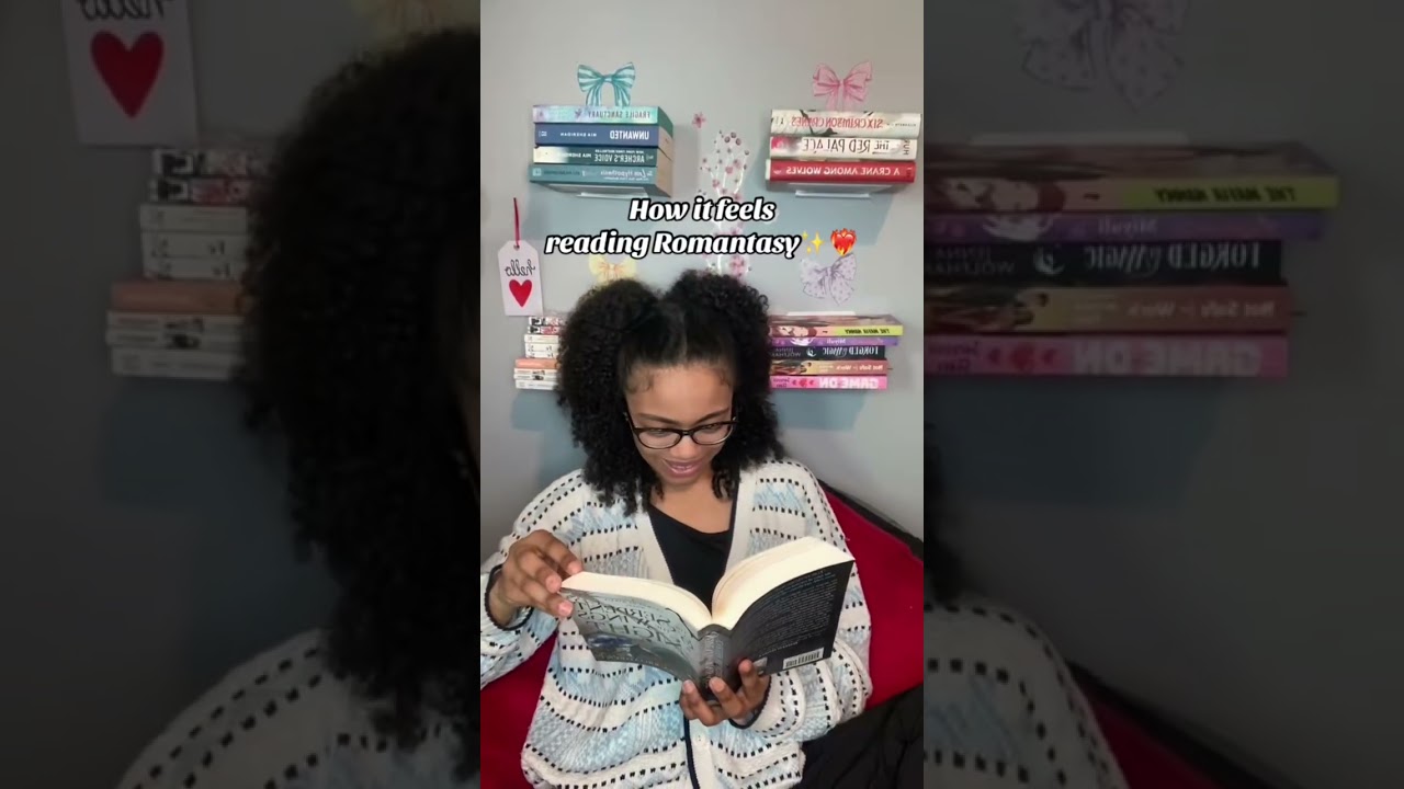 Sometimes you just can&rsquo;t tell in romantasy😂 #romancebooktuber #romantasybooks #romancebooks