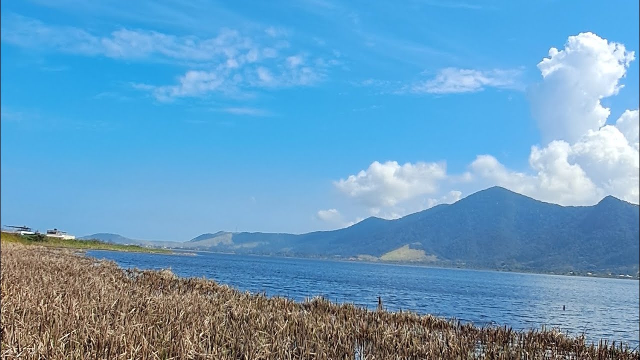 TERRENO COM VISTA ETERNA DA LAGOA DE JACONÉ SAQUAREMA-RJ IDEAL P/ PESCA ESCRITURA RGI