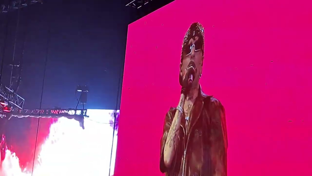 C.R.O - MONEY (VIVO MOVISTAR ARENA 2025)