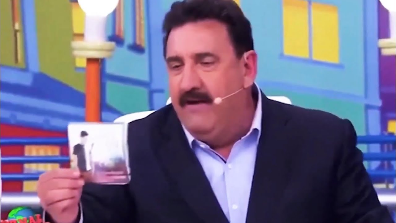 O CANTOR ANDRÉ LUIZ IMPRESSIONA O APRESENTADOR RATINHO NO PROGRAMA DELE CANTANDO 🎤 OS CORNO