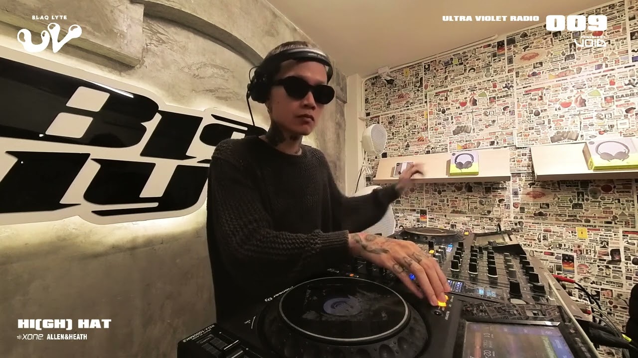 House & Techno Mix // UV Show 009 with HI(GH) HAT