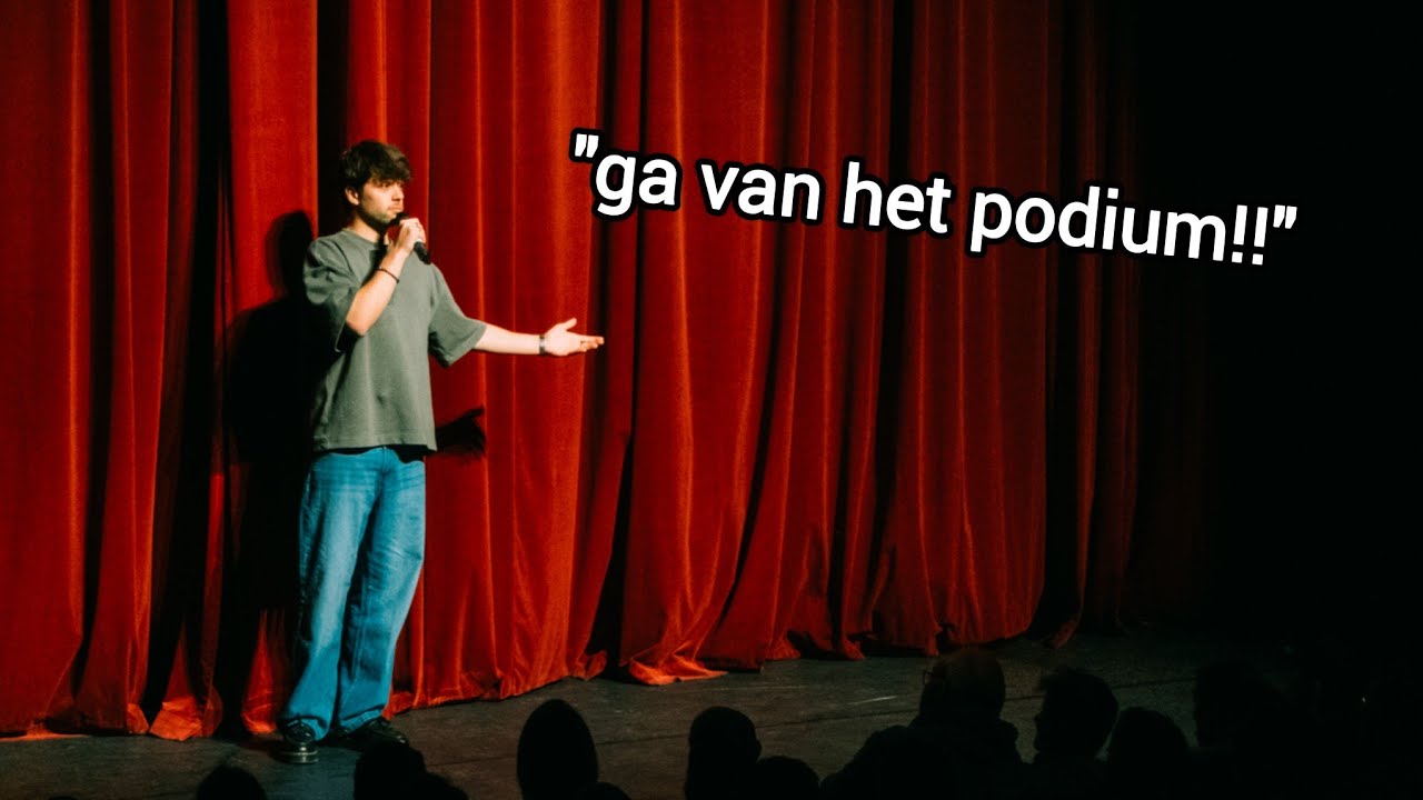 influencer probeert stand-up comedy