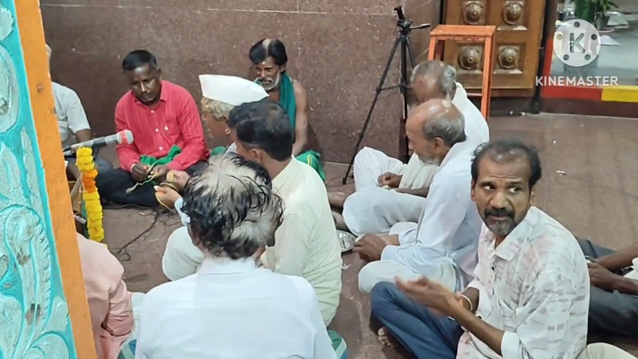 ಕನ್ನಡ ಭಜನಾ ಪದಗಳು | ಬೇಡಿದ ವರಗಳ ನೀಡುವ ತಾಯಿ 
