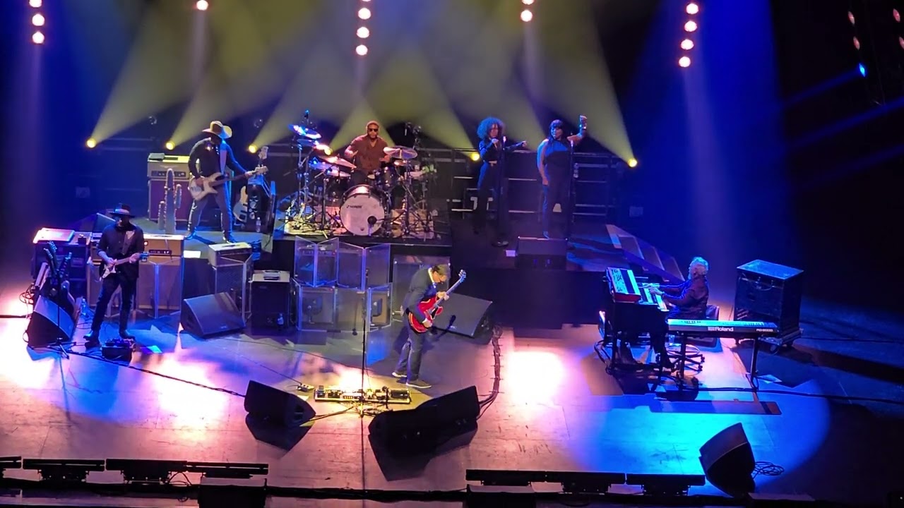 Joe Bonamassa - Breaking Up Someone's Home - 03/15/24 Dr. Phillips PAC Orlando, FL