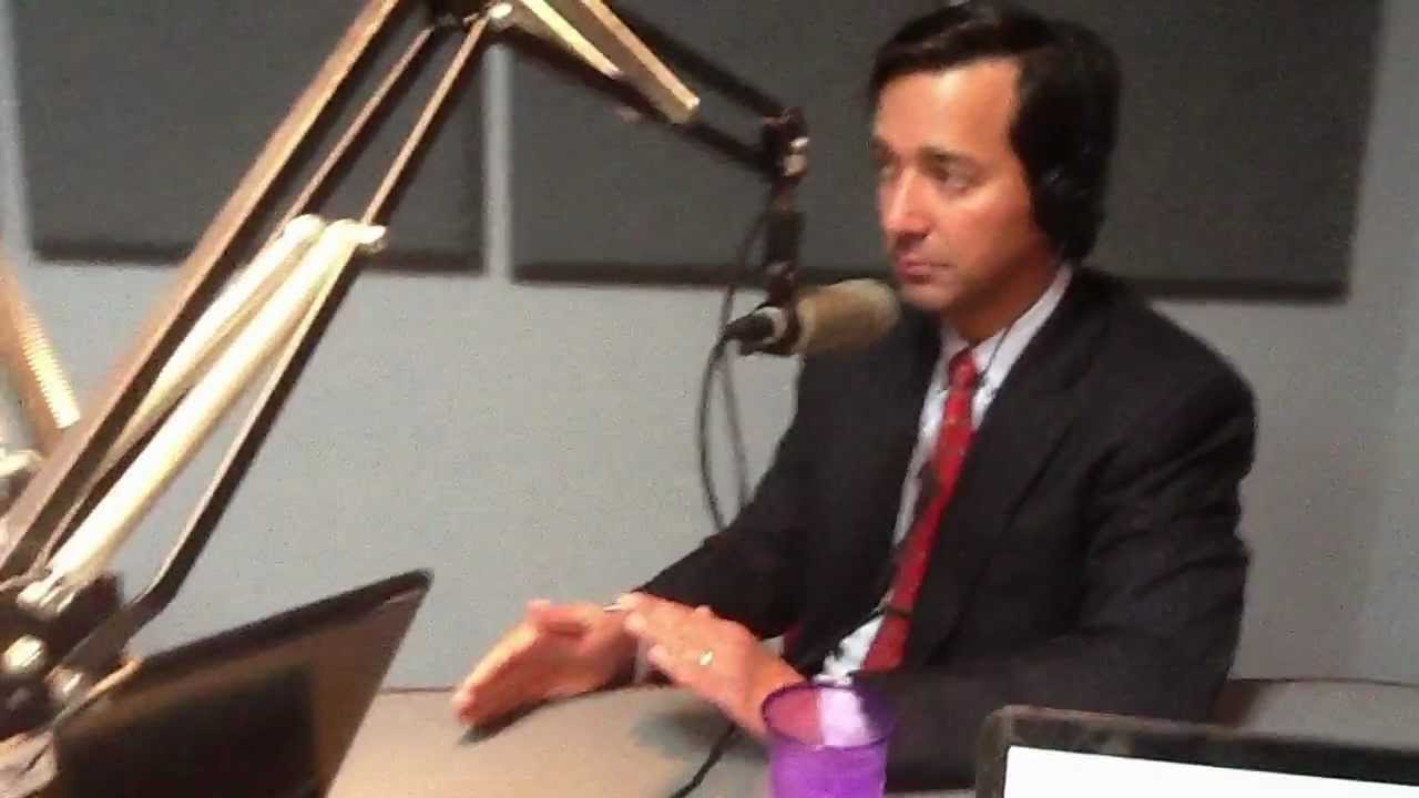En Buenos Días Estereotempo el gobe  Luis Fortuño explicando pq se debe votar si