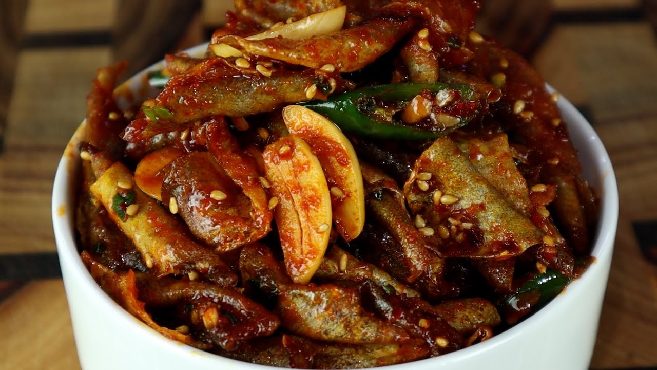 제발 식용유에 그냥 볶지마세요. 명태껍질 반찬 만들기! 이렇게 만들어 정말 맛있어요~