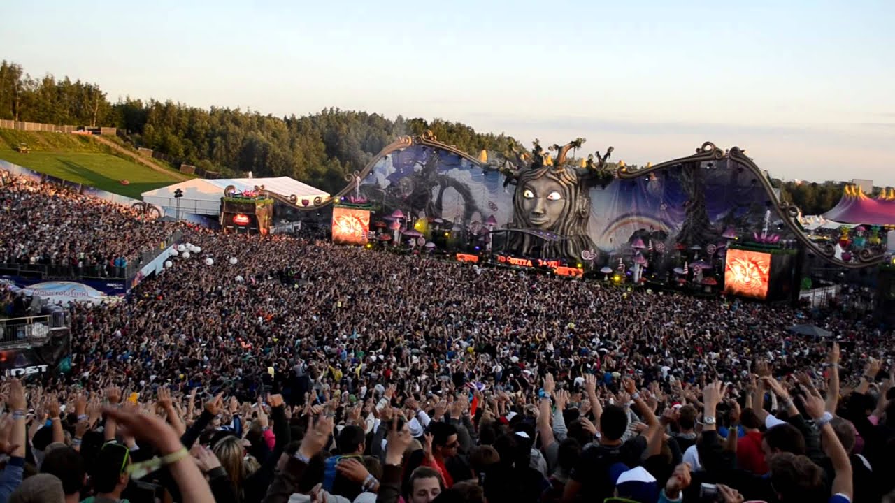 Tomorrowland 2011 Sitdown David Guetta
