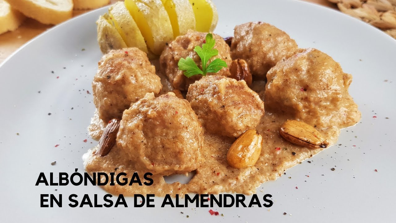 ALBONDIGAS EN SALSA DE ALMENDRAS