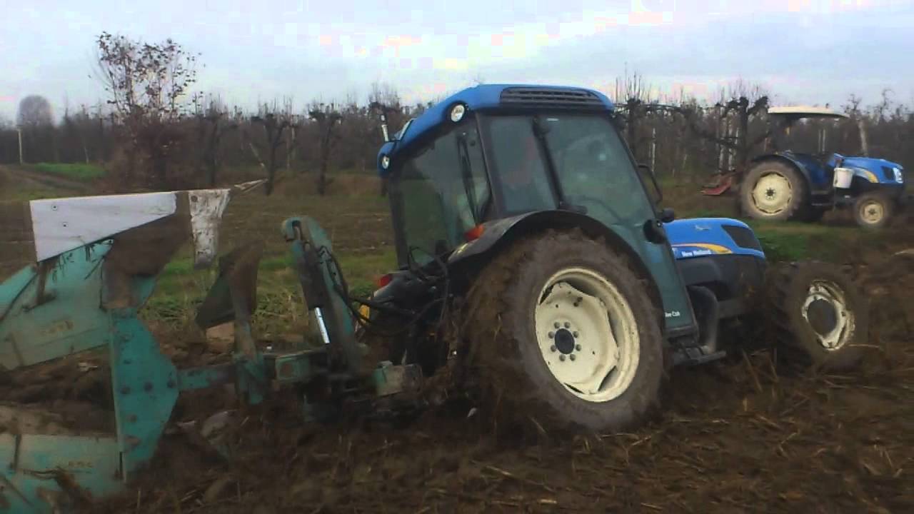 Aratura 2015 - Albertini's Farm - New Holland T4060F e Monovomere Lago