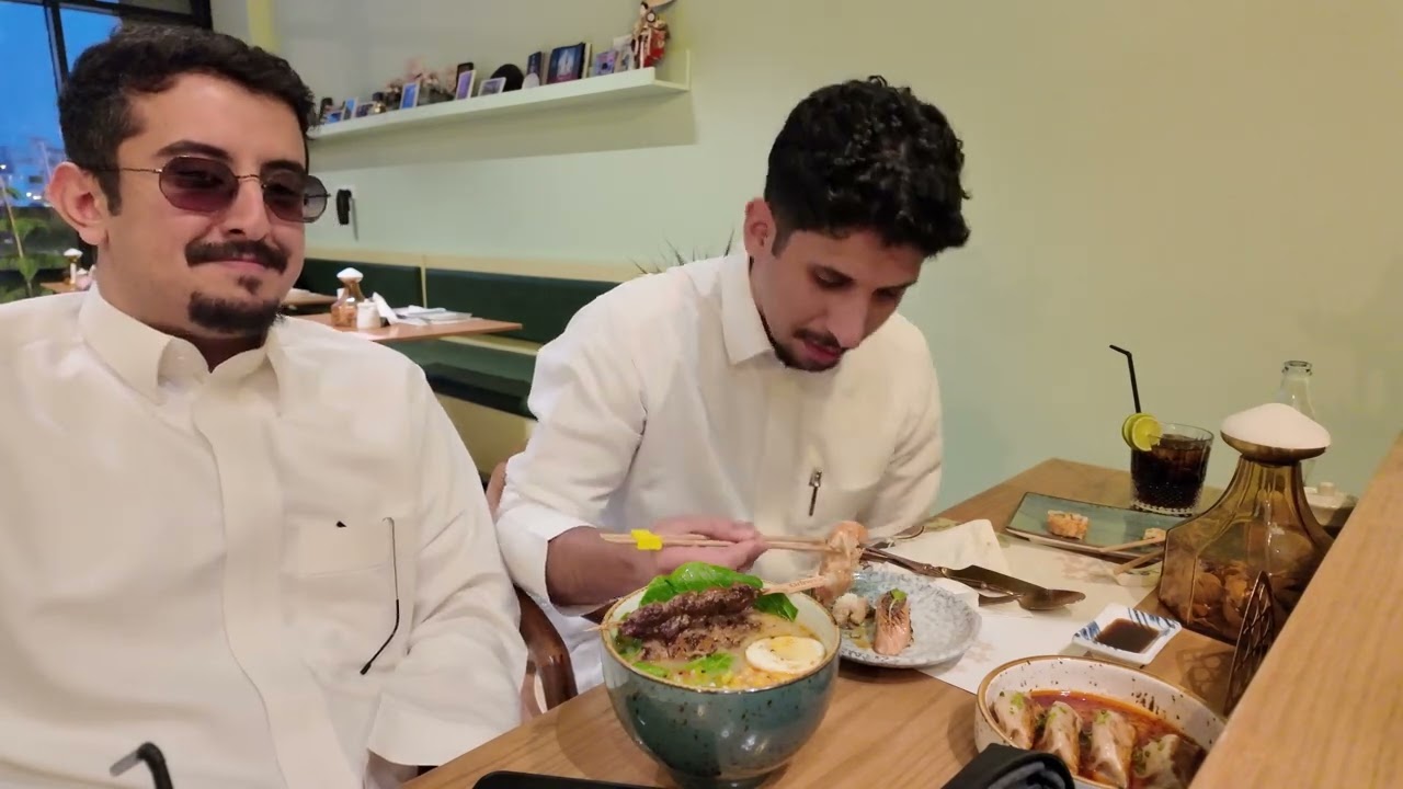 الڤلوق الحدعش | تجربة الأكل الياباني