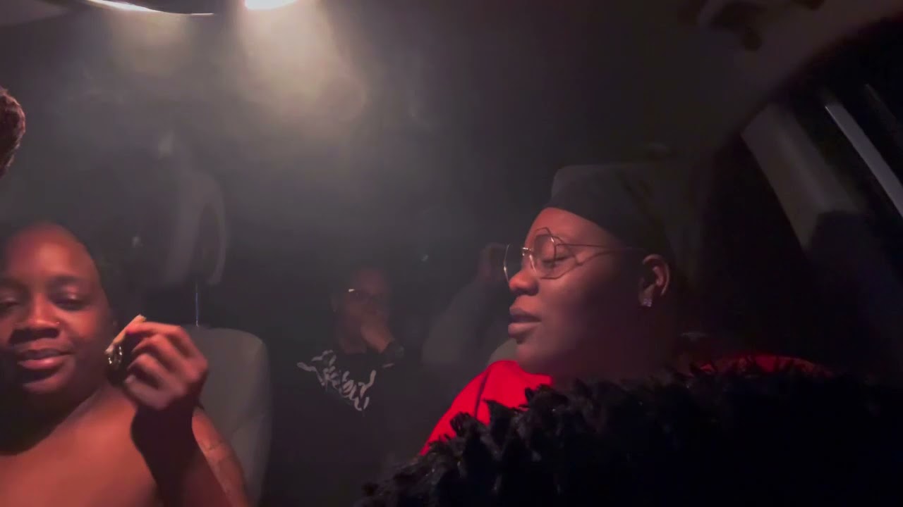 😎Never Have I Ever HOTBOX 😶‍🌫️ W/Friends