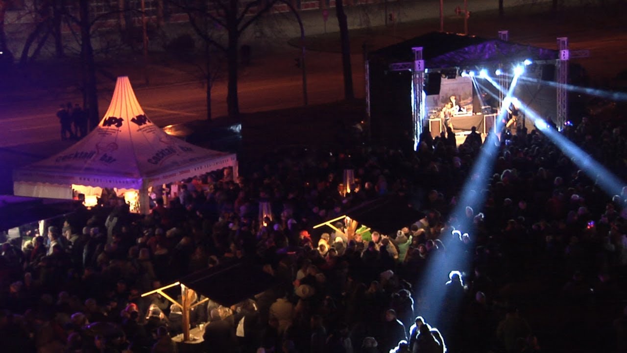 Apres Ski Party lockt Tausende auf Zwickauer Platz der Völklerfreundschaft