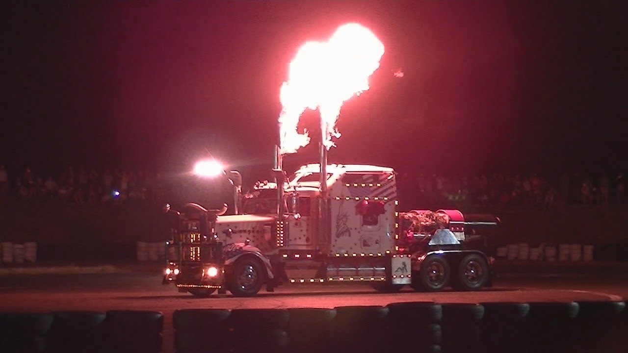 Lóerők éjszakája 2018 - Jet Truck Show. by Pintiracing