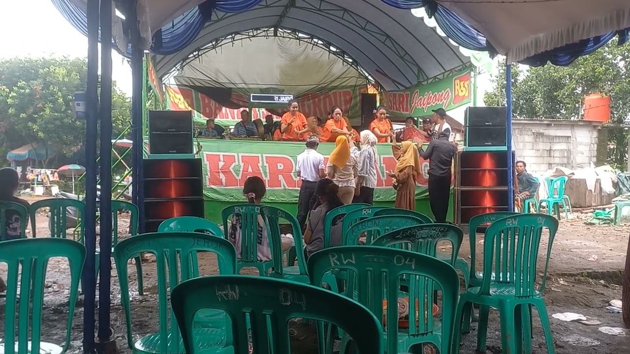 Acara khitanan incu pa ede