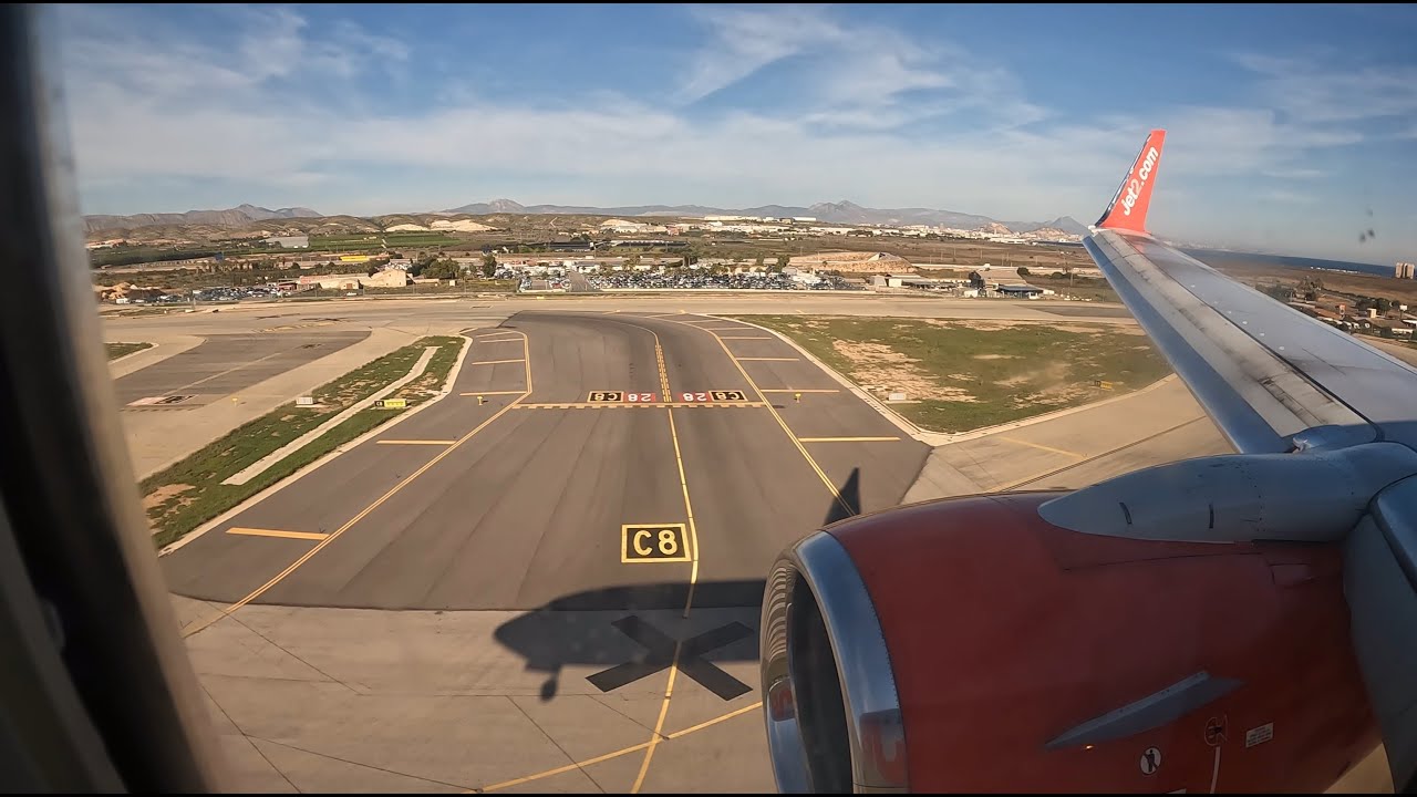 Jet2 Flight LS879 Manchester (MAN) to Alicante (ALC) Friday 23rd December 2022 - Landing
