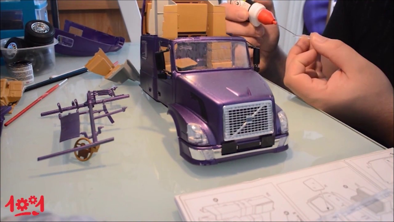 Montage maquette Italeri 3892 Volvo VN780 1:24