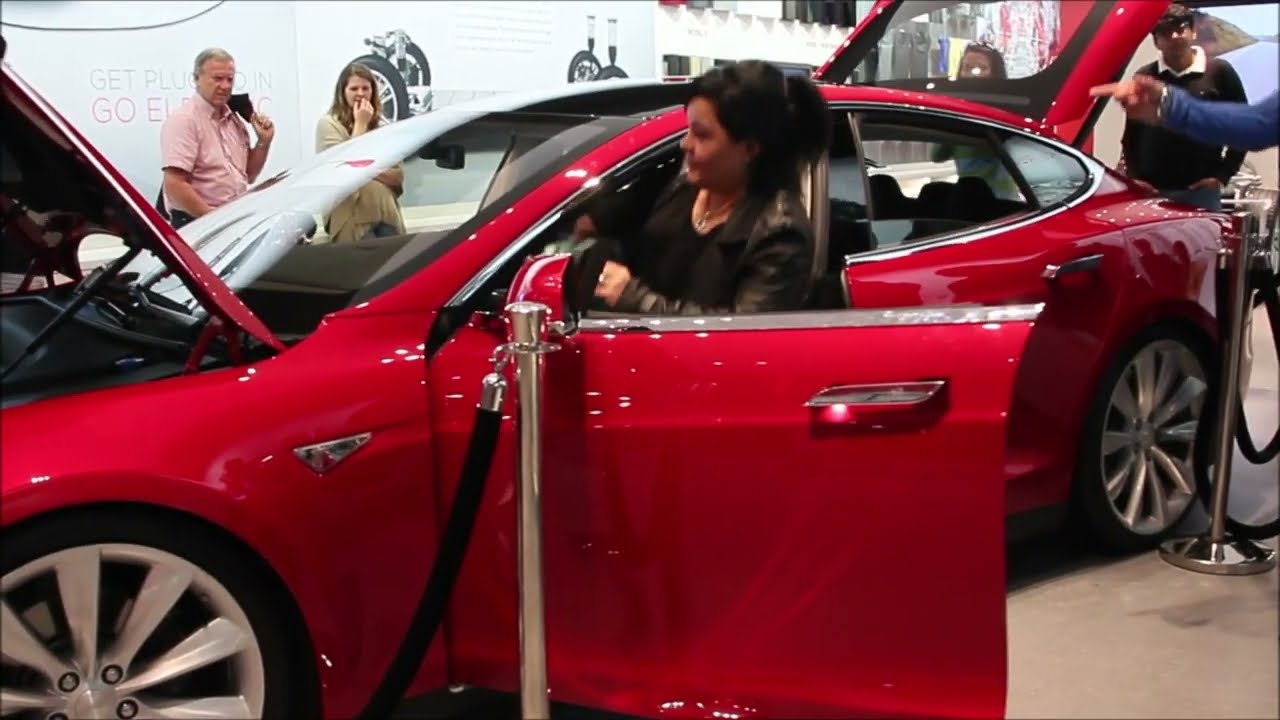 First Presentations Elon Musk Tesla Modell S 2013 in Miami Beach Tesla Elon Musk Review 2013
