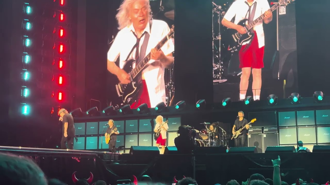 AC/DC: Rock N Roll Train (Sevilla, Spain - June 1, 2024)