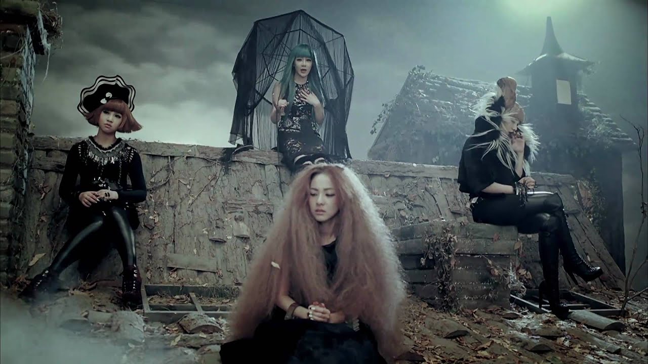 2NE1 - 아파(IT HURTS) M/V