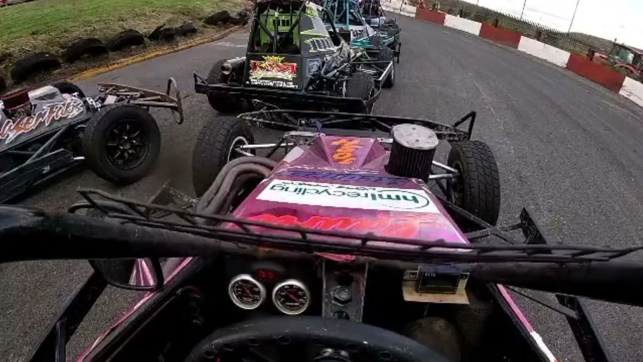Brisca f2 heat 2 @ Buxton raceway 2/7/22 onboard #533 Johnny Whittaker
