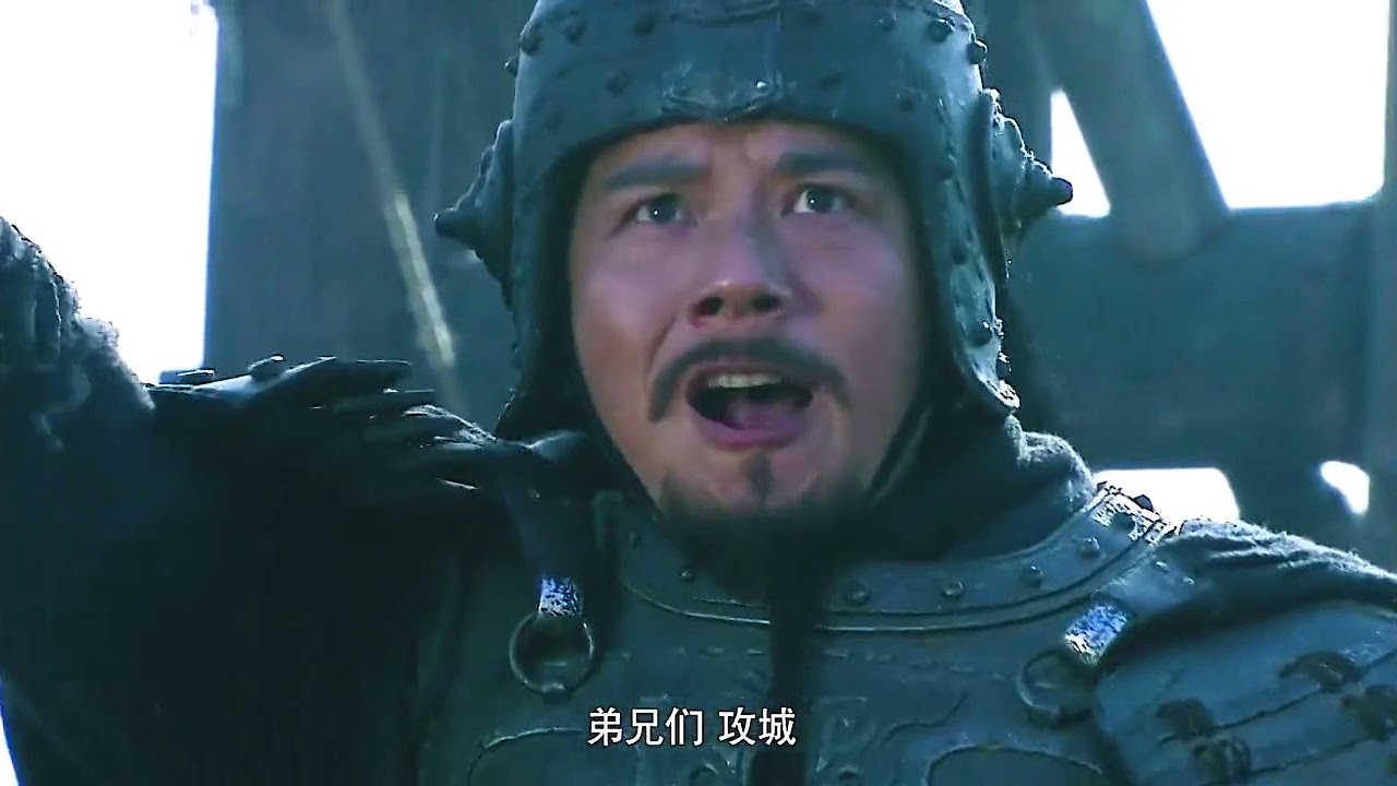 《三国》：袁术率先称帝，遭诸侯围攻最终兵败，刘备劝其自裁！