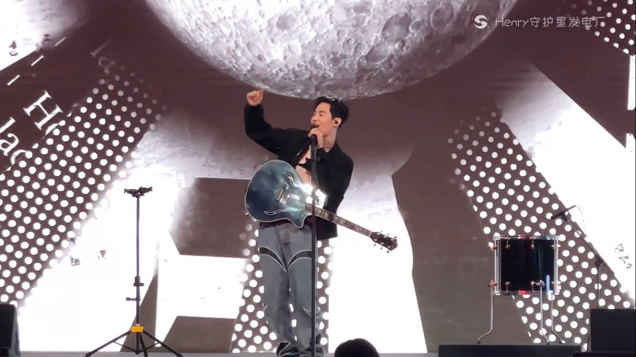 Henry Lau &lsquo;MOONLIGHT&rsquo; LoopStation Version Live Performance Video
