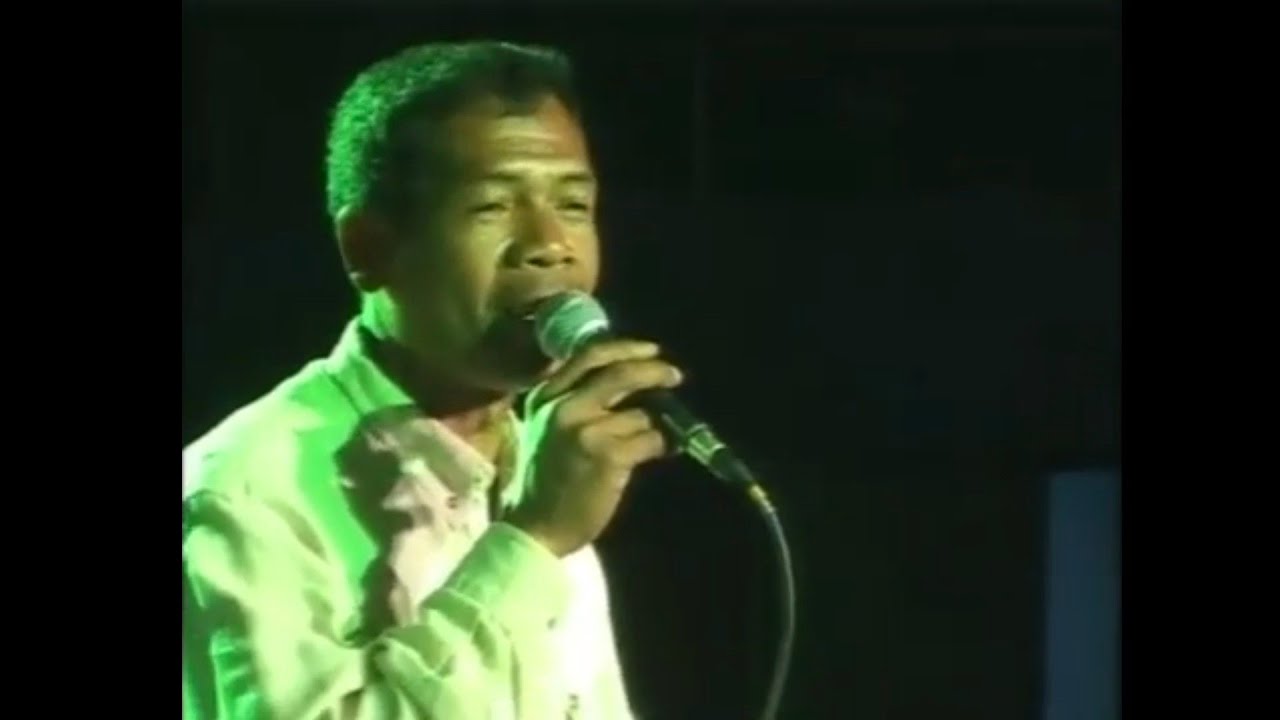 Mahaleo &bull; Isekely | Palais des Sports 2005 #malagasysongs #madagascar