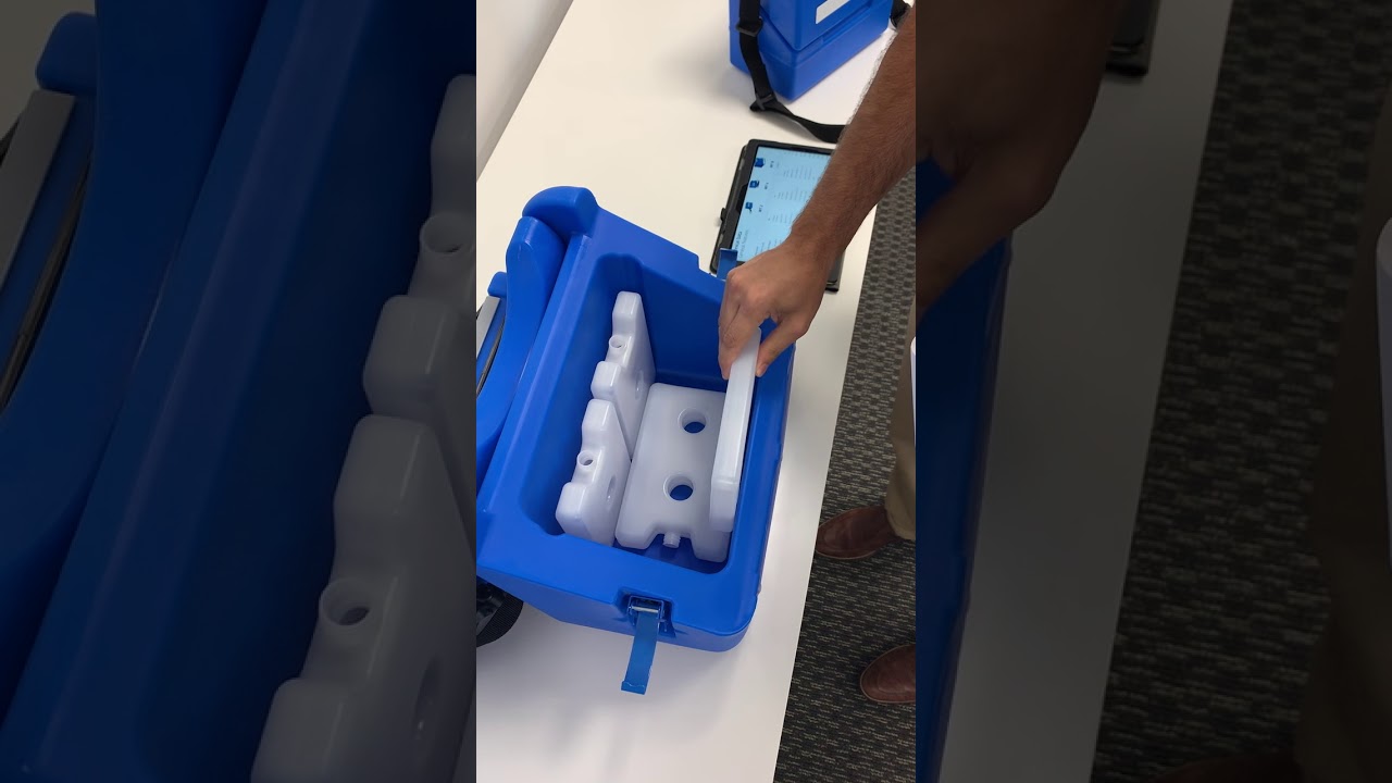 MT4 Medical Transport Cooler with Ice Packs