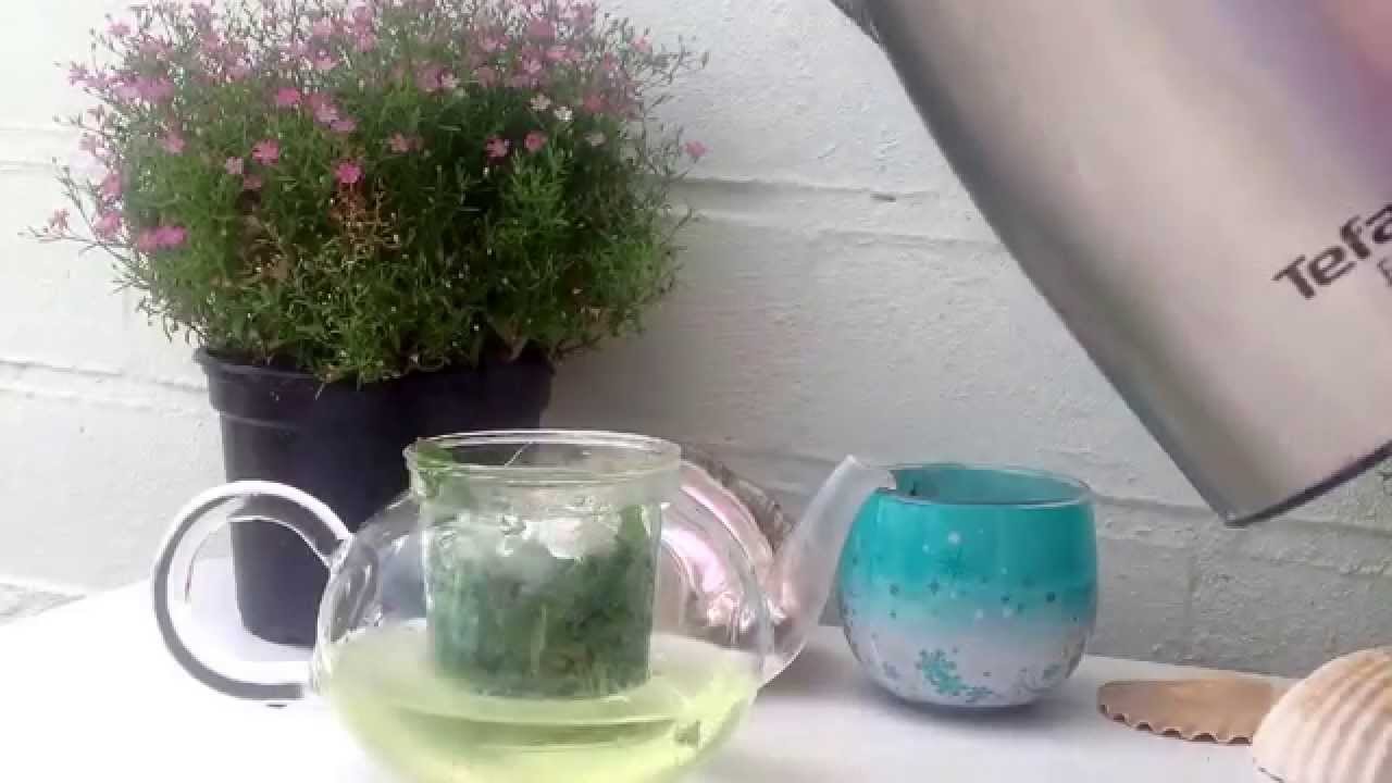 Wallen en donkere kringen onder de ogen VERWIJDEREN met een peterselie bouillon / NATUURLIJKE RECEPT