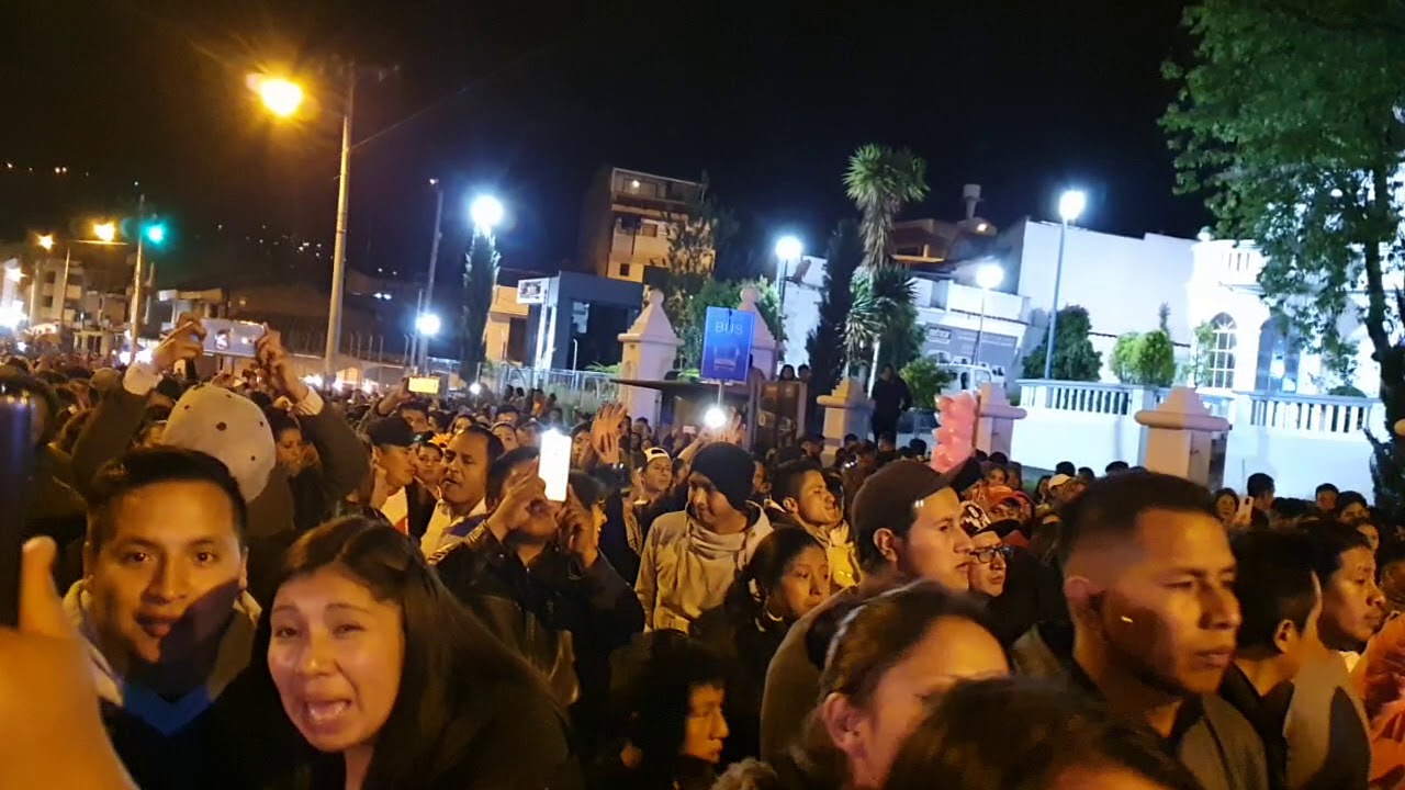 Mosaico en vivo - Rossy war y su banda Kaliente #RossyWar