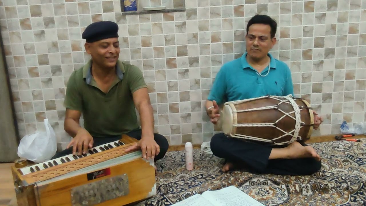 kuhc अलग  ही  अन्दाज मै  लक्ष्मण... गाना... संजय aswal ji द्वारा.. dolak. मास्टर.. अनिल nehtani. ji
