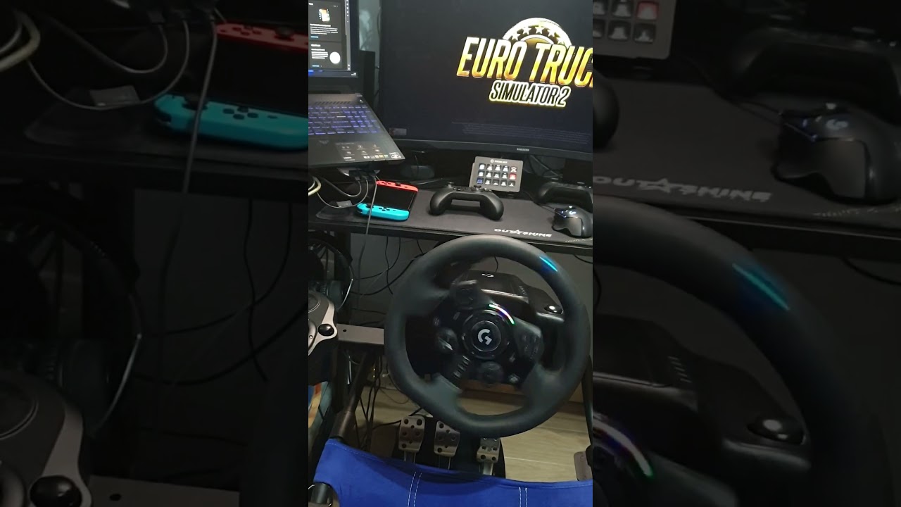 G923 for Euro Truck Simulator 2.  Wheel plugged in #eurotrucksimulator2 #ets2 #logitechg923 #g923