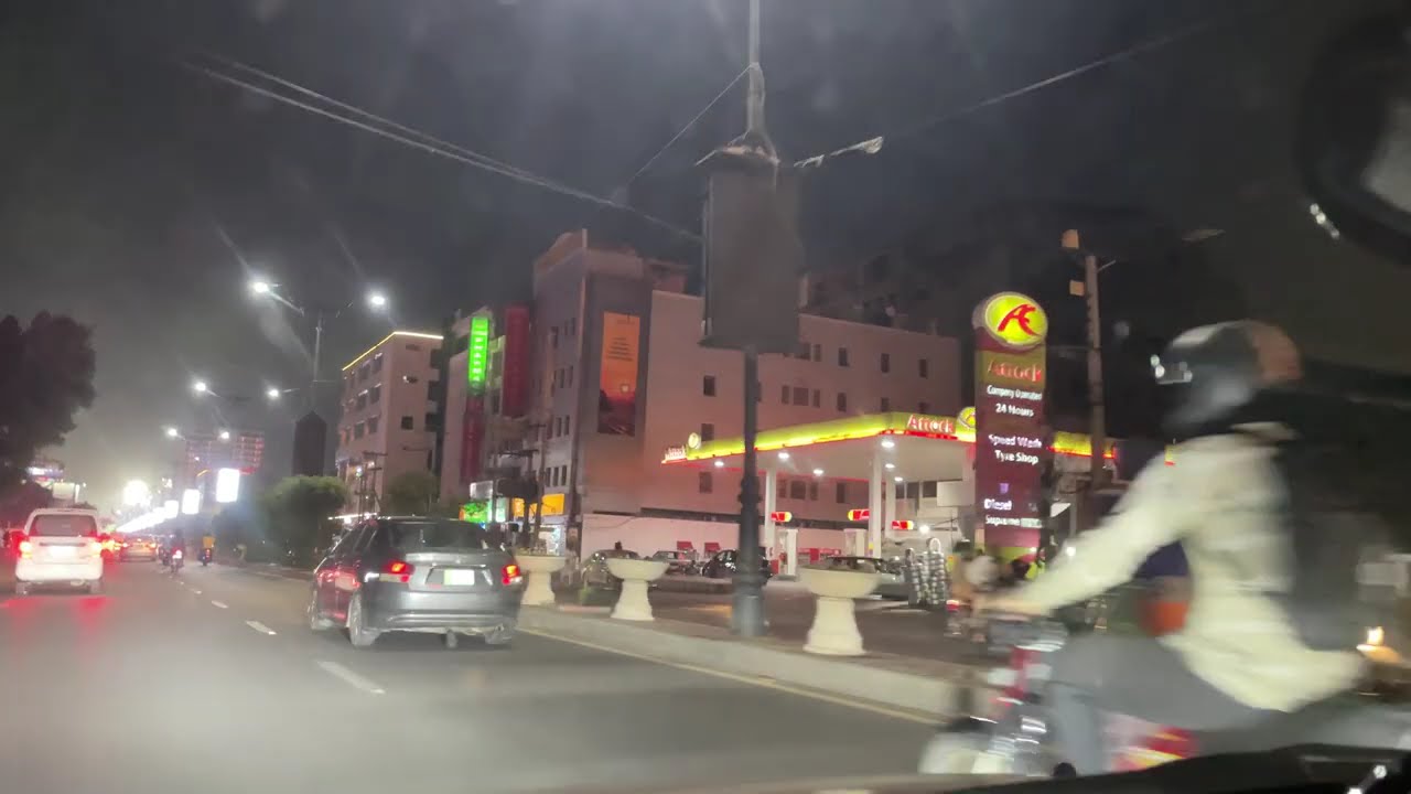 Lahore liberty chok to hussain chok