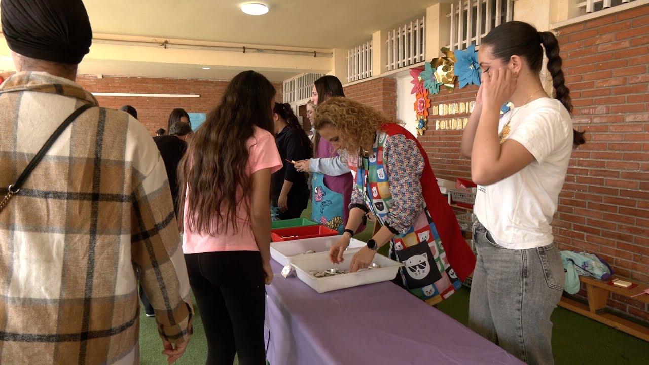 Mercadillo solidario en el ‘Juan Morejón’ a beneficio de Autismo Ceuta