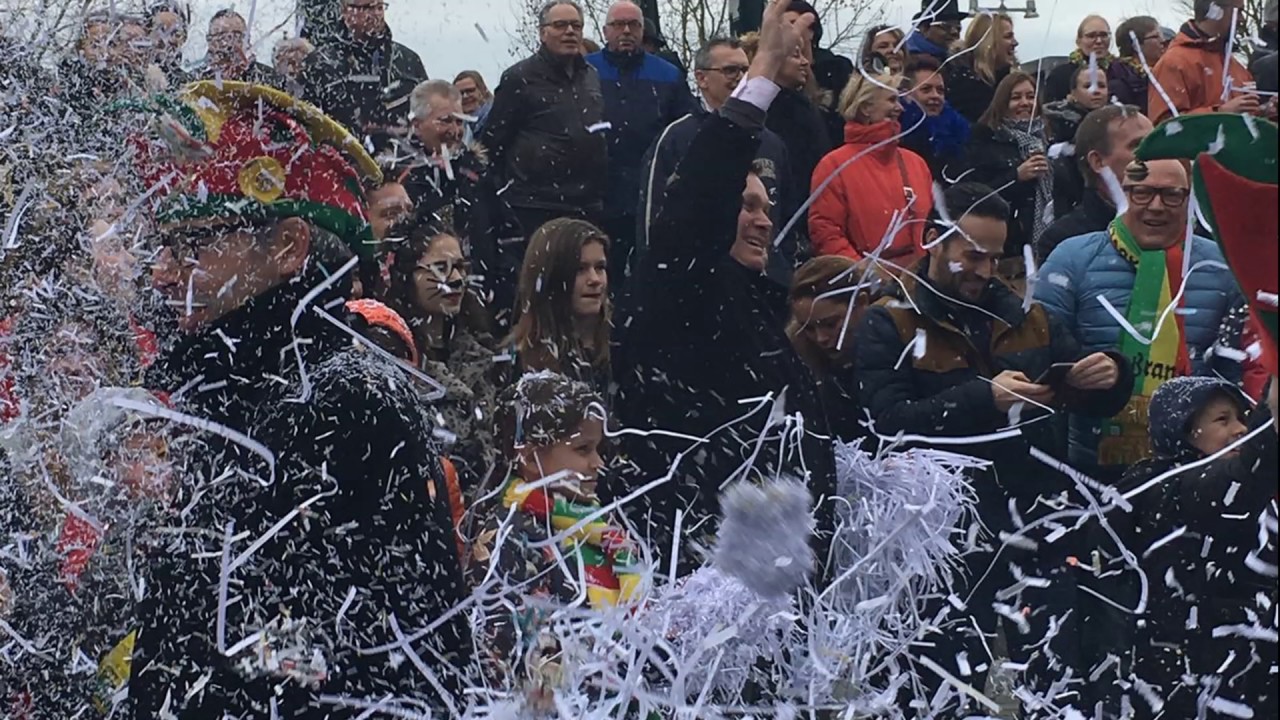 Confetti Paraad Ziene Hoegen Hoeglöstegheid Prins Jérõme d'n Ierste