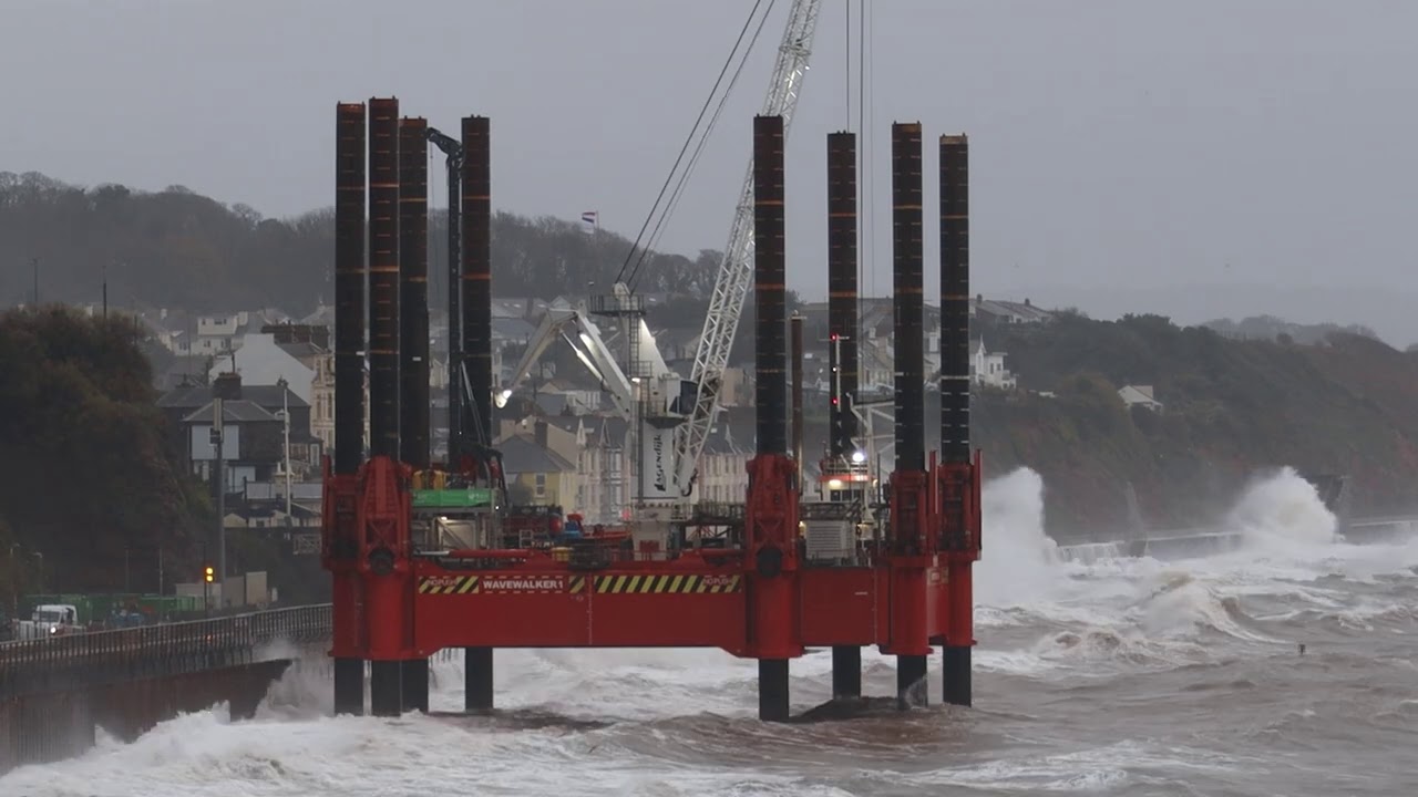 Dawlish Rough Seas meet WaveWalker