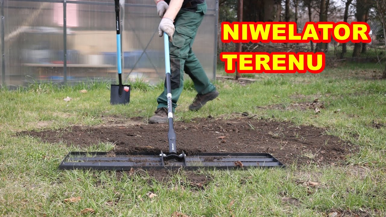 Nierówności i łyse placki na trawniku - Niwelator ręczny - jak wyrównać i dosiać trawnik
