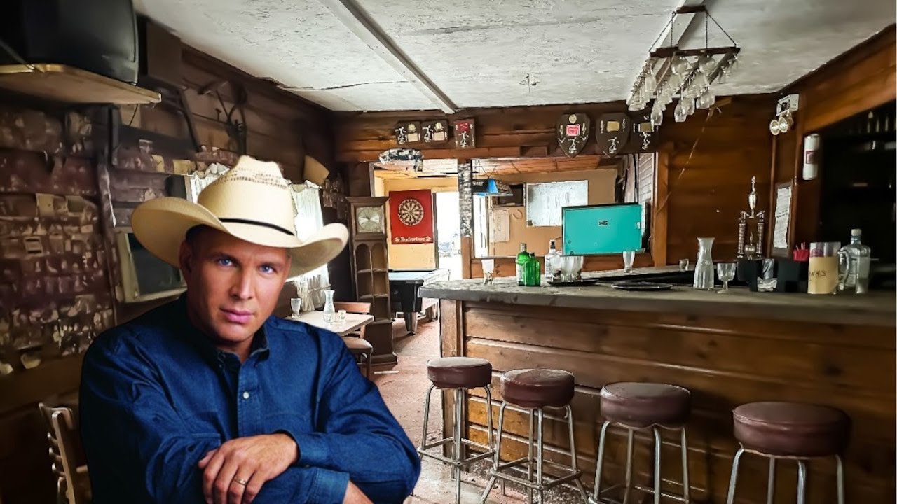 Abandoned Time Capsule Bar Where Garth Brooks Performed Before He Became A Mega Star!