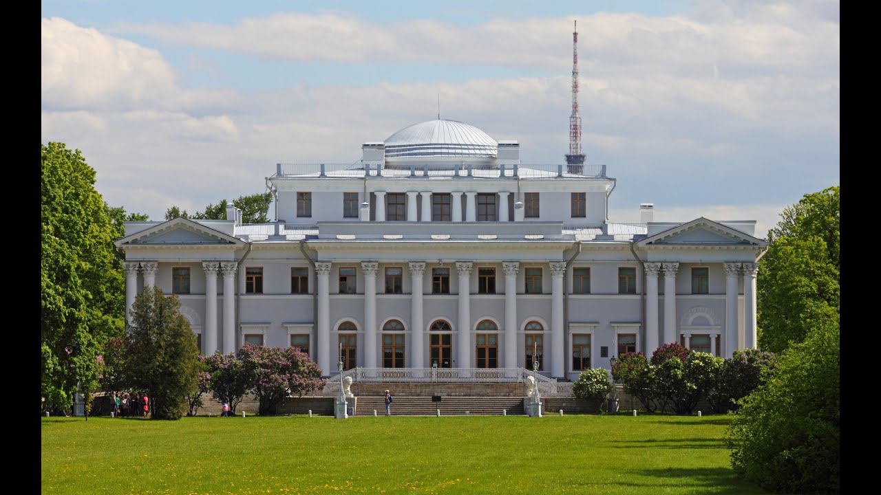 Russia.Saint Petersburg. Anichkov Palace.