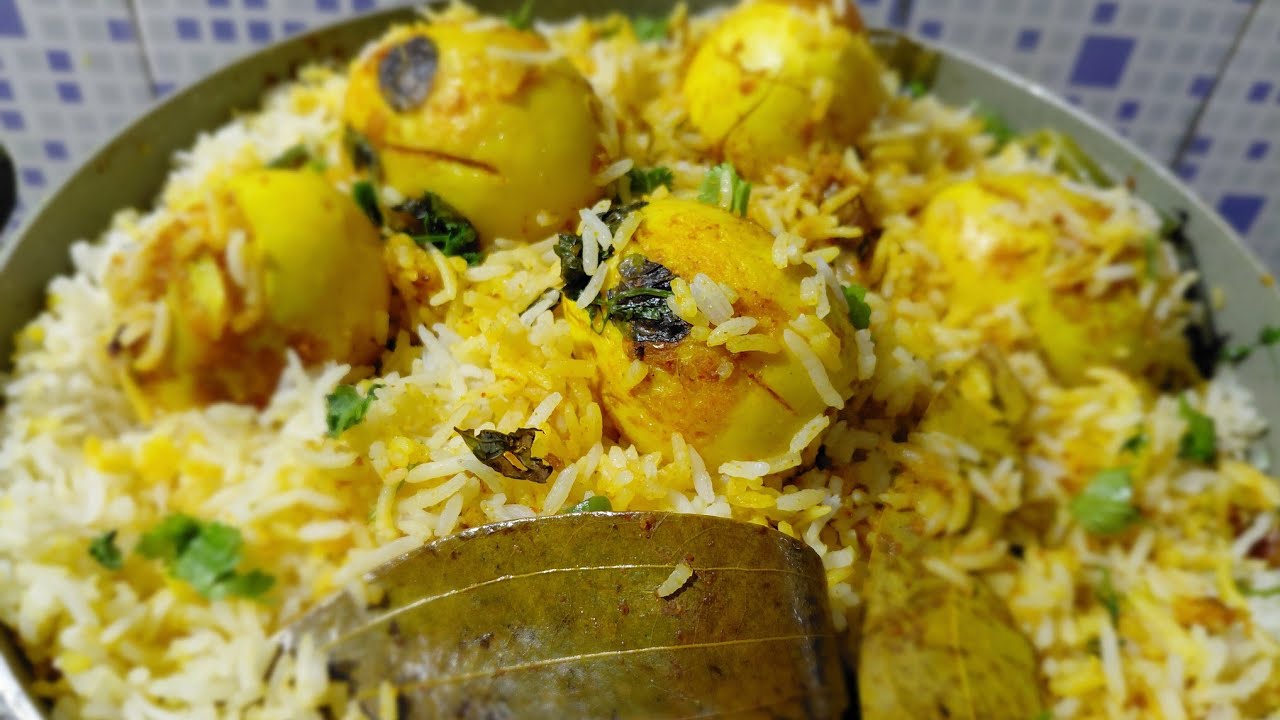 ఎగ్ బిర్యానీ ఇలా చేస్తే చాలా టేస్ట్ గా ఉంటుంది 🥚 