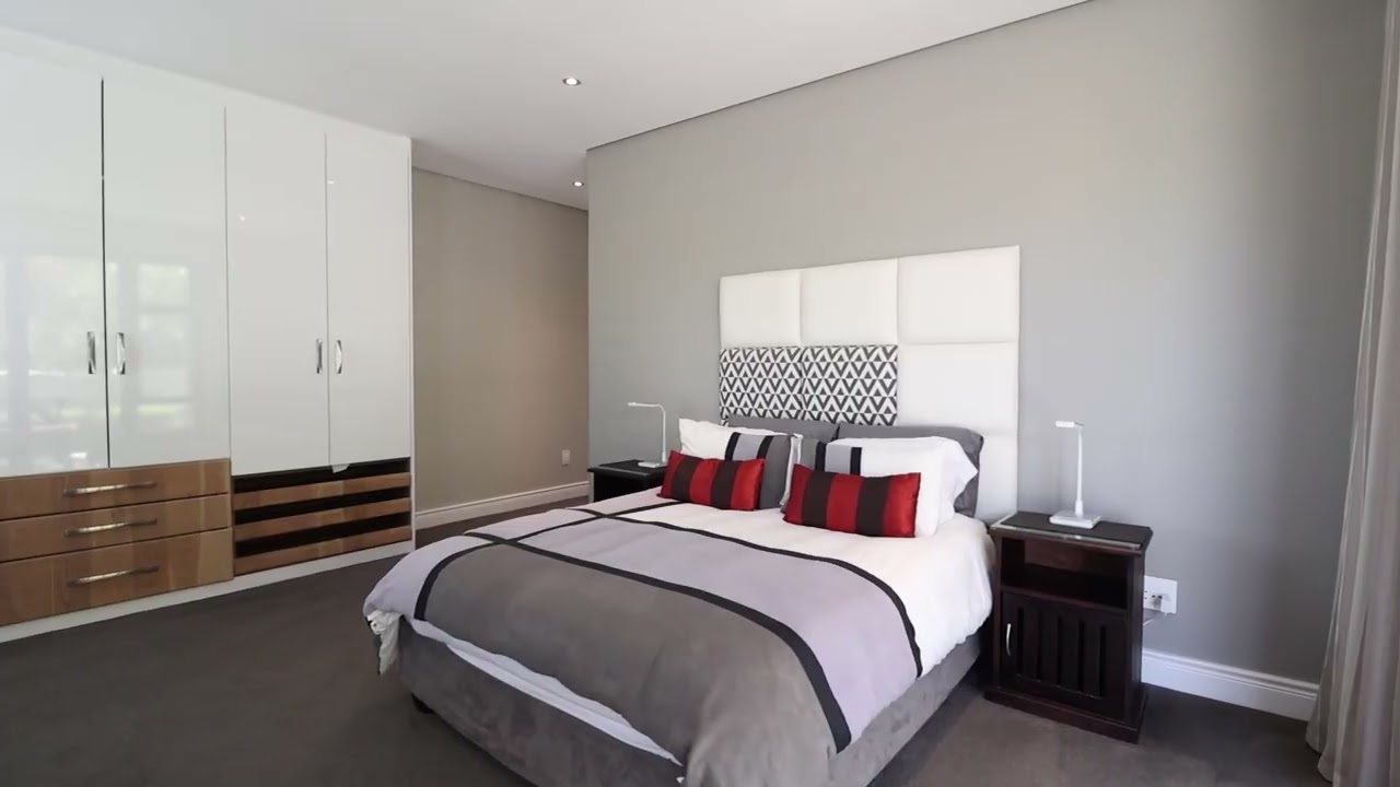 147 Benguela Cove, Wine estate living at its best