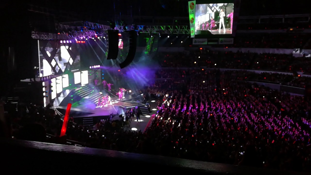 Sarah Geronimo with Billy Crawford @ This15Me