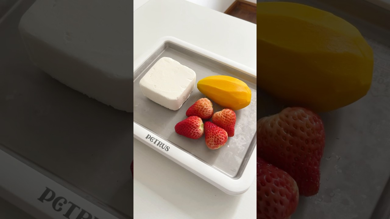 Make frozen yogurt with me #asmr #food #yogurt #icecream #satisfying #lifestyle
