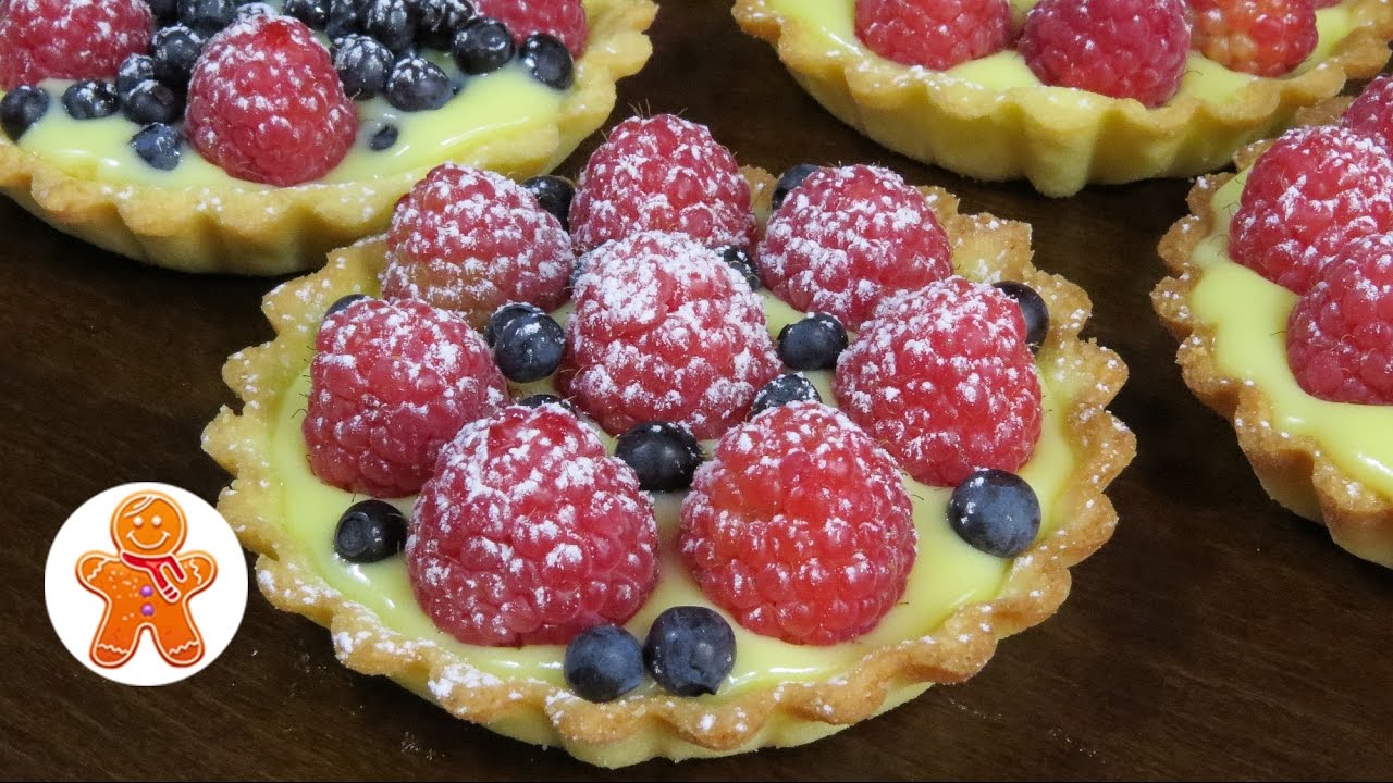 Корзиночки (тарталетки) с заварным кремом и ягодами