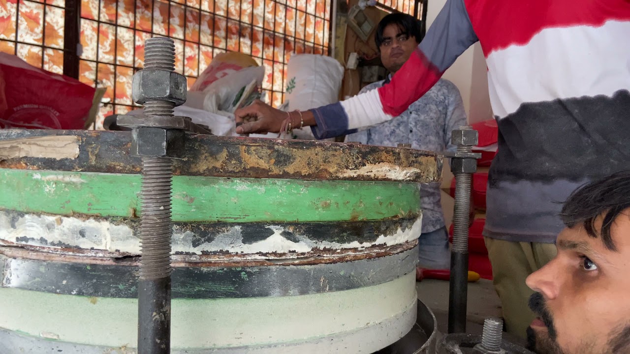 24” Flour Mill Stone Fitting 24 इंच चक्की का पत्थर सेट कैसे होता है पत्थर टकाई के बाद कैसे सेट होता