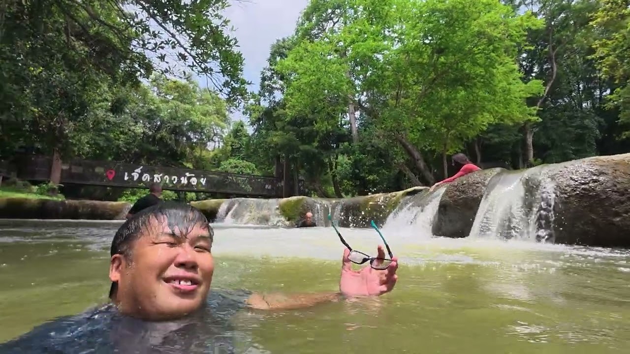 น้ำตกเจ็ดสาวน้อย เดินทุกชั้น