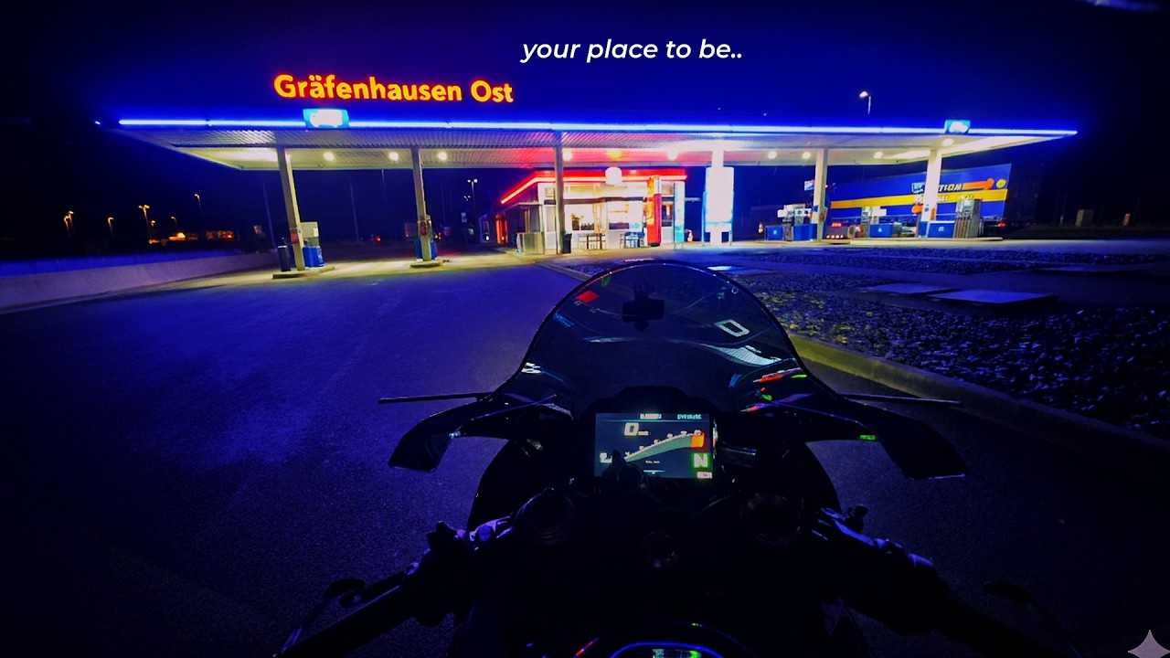 3am - your place to be, come ride with me.. [BMW S1000RR]